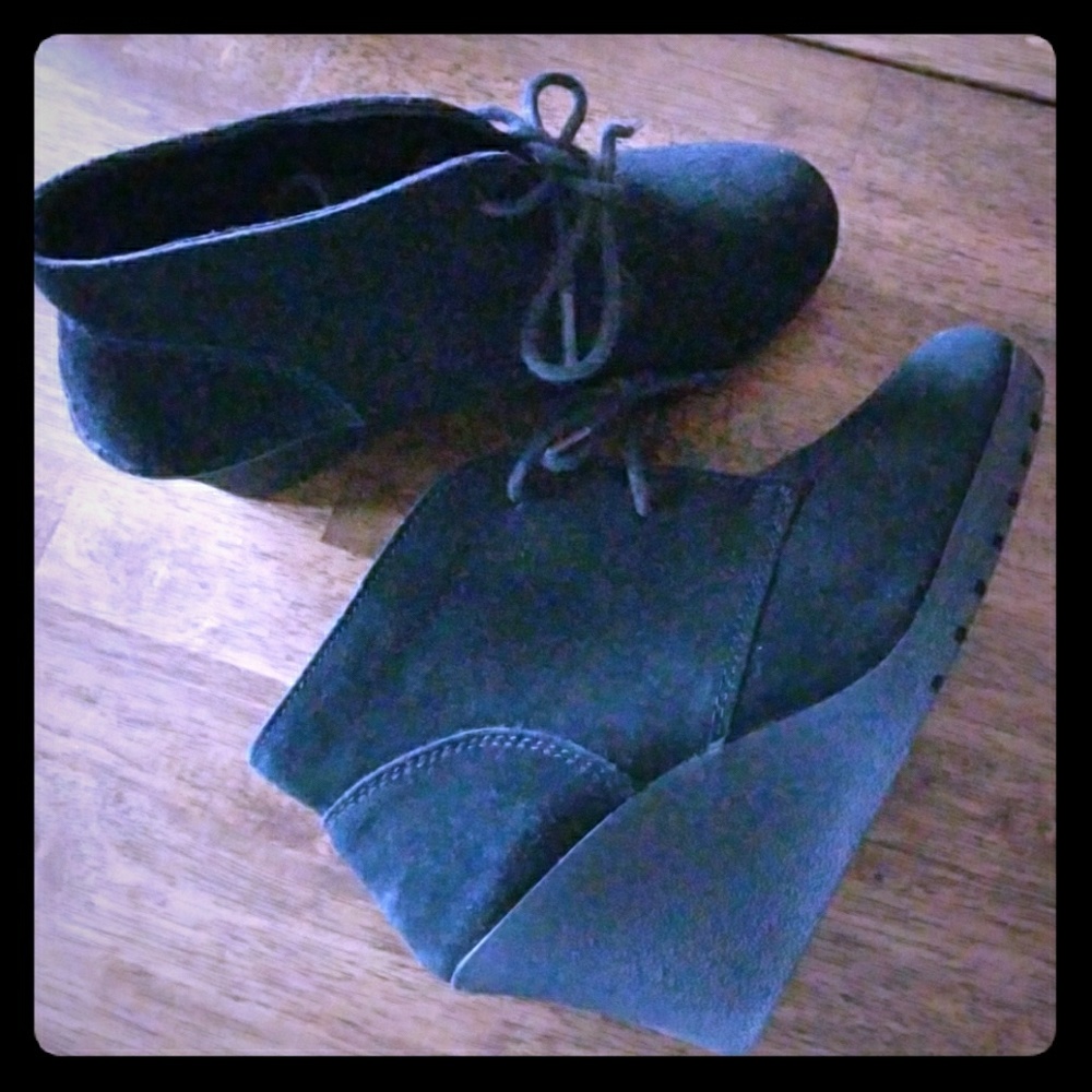 White Moutain Booties